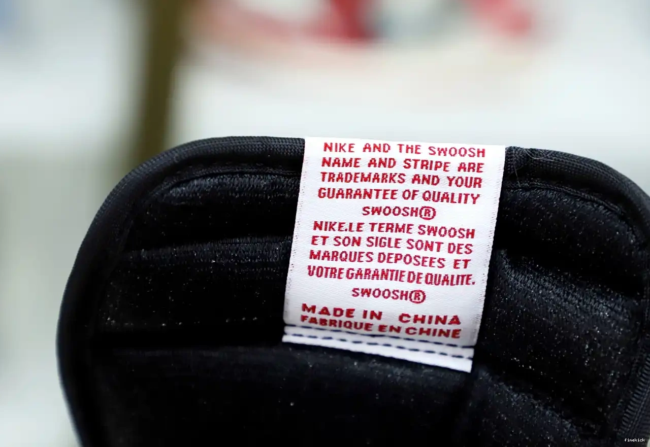 HIGH JORDAN AIR 1 OG 'FEARLESS' RETRO 0322
